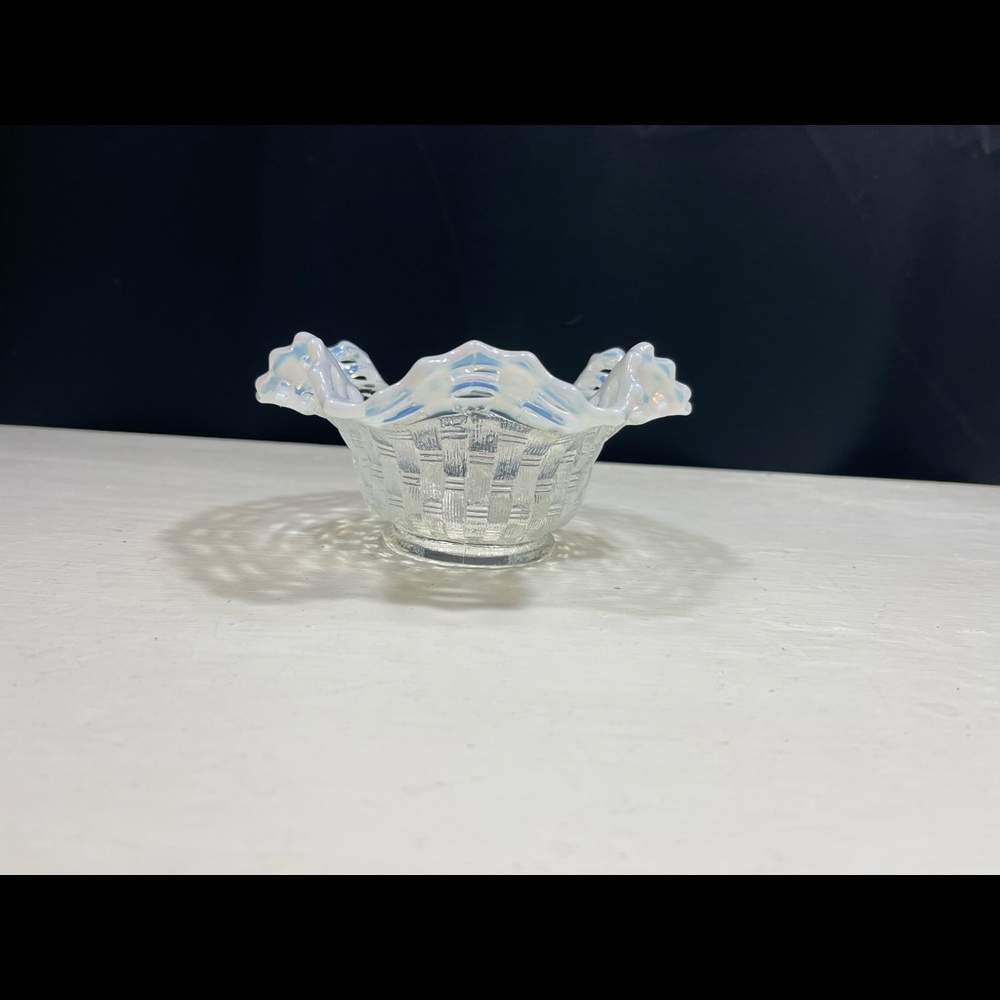 Vintage Fenton Basket Weave Bowl / Dish